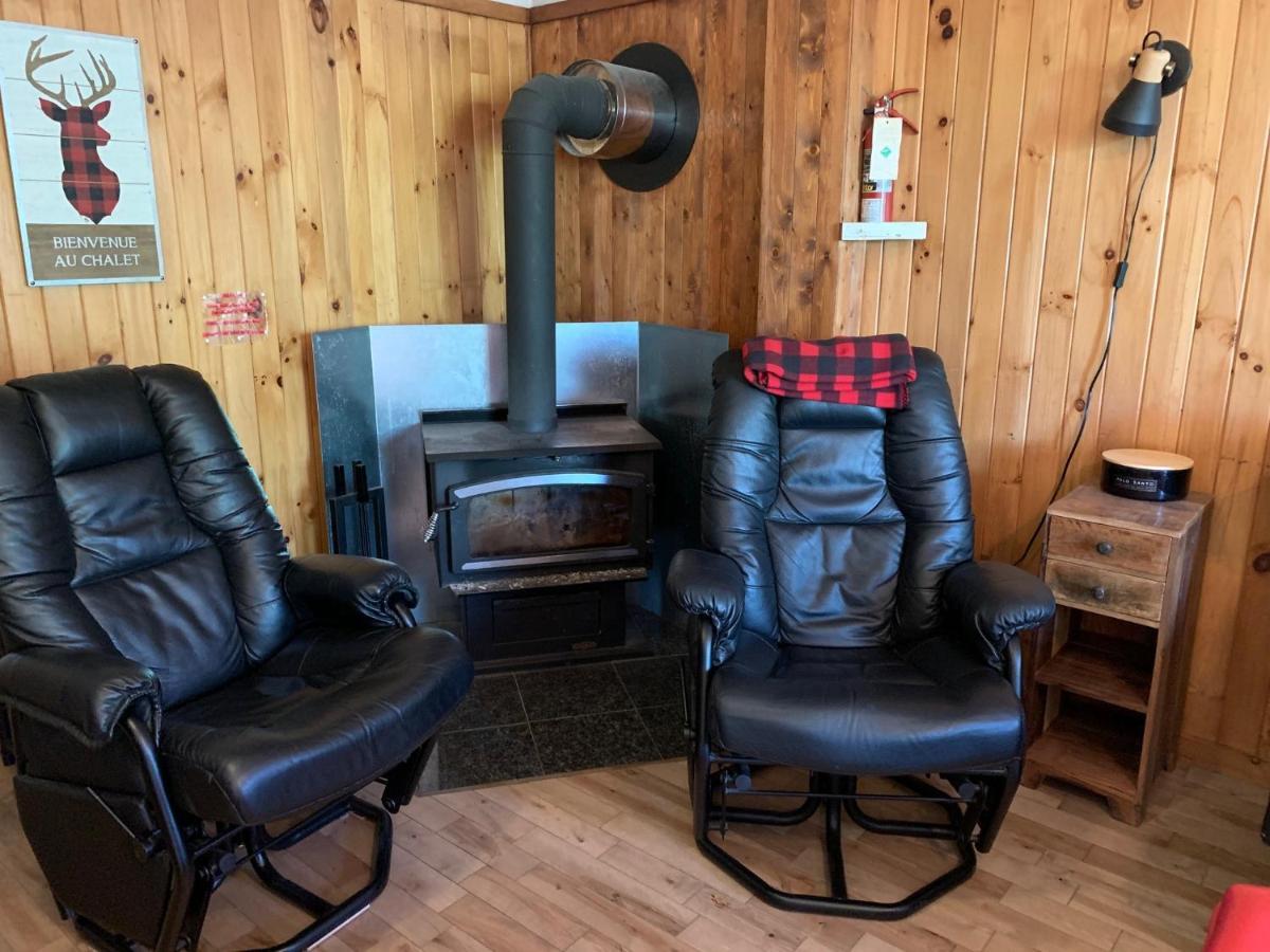 Camping Chalets Spas Pignons Rouges Saint Romain Kültér fotó