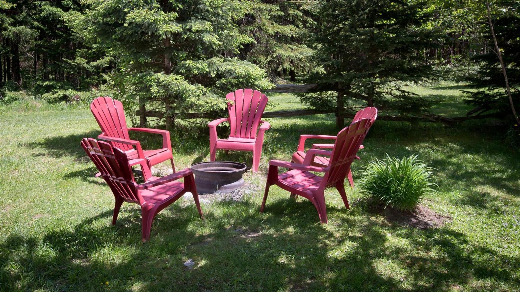 Camping Chalets Spas Pignons Rouges Saint Romain Kültér fotó