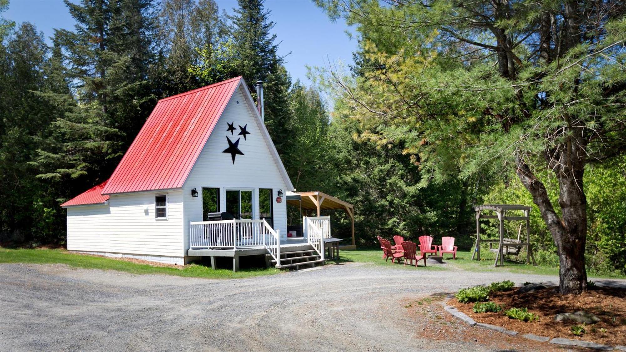 Camping Chalets Spas Pignons Rouges Saint Romain Kültér fotó